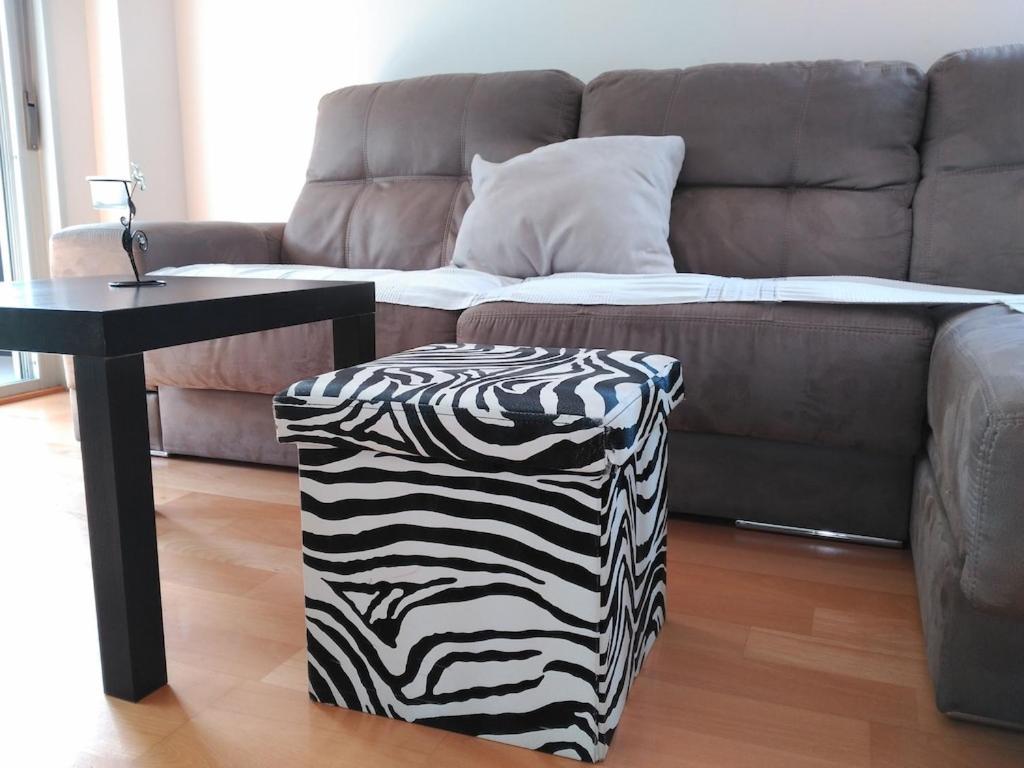 Luxury Flat, 3 Bedrooms, 2 Bathrooms And Swimming Pool Next To The Beach!! Sant Adria de Besos Bagian luar foto